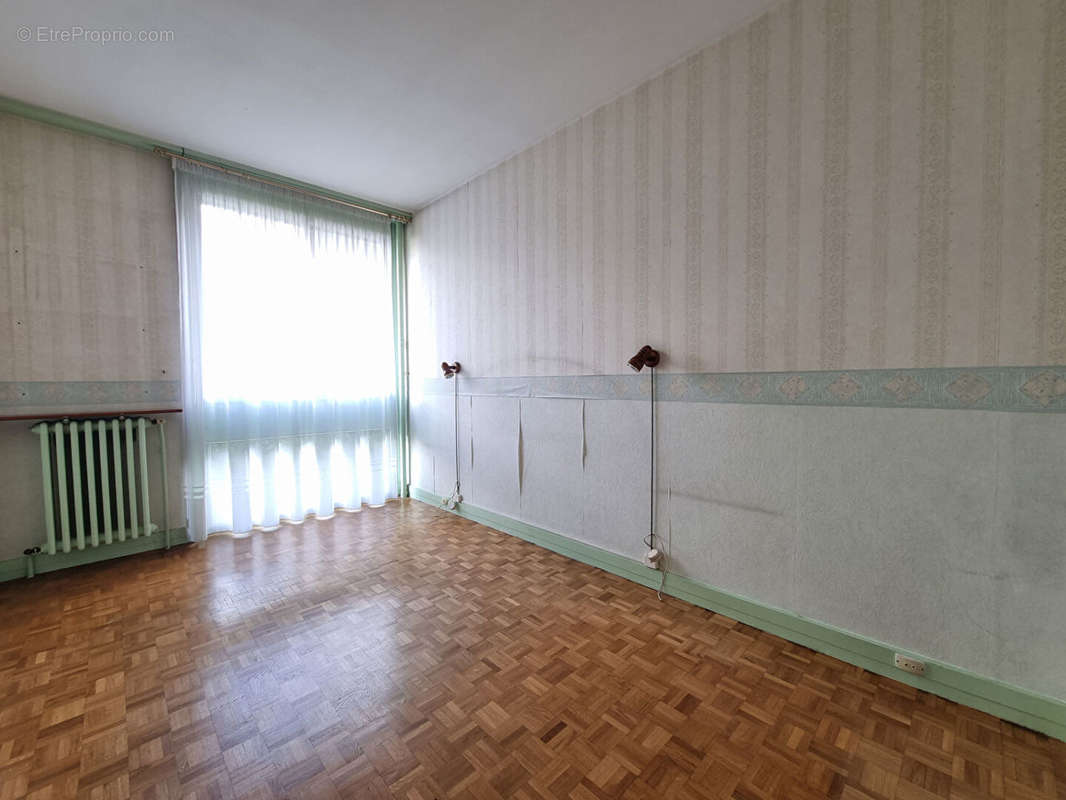 Appartement à FONTENAY-SOUS-BOIS