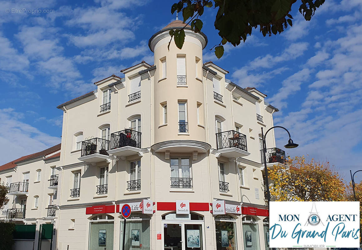 Appartement à VOISINS-LE-BRETONNEUX