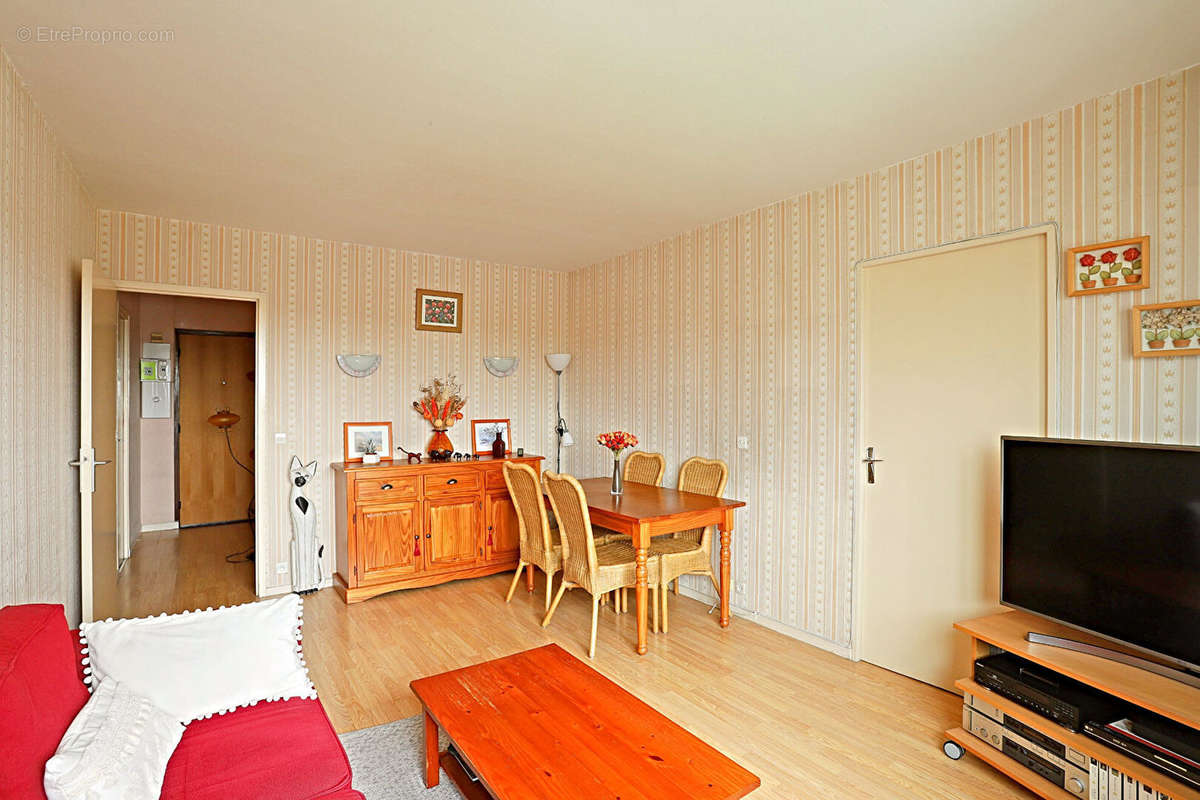 Appartement à EPINAY-SUR-SEINE