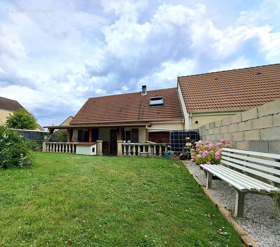 Maison à BEAUMONT-SUR-OISE