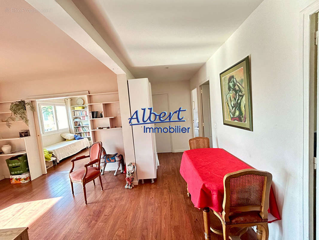 Appartement à SANARY-SUR-MER