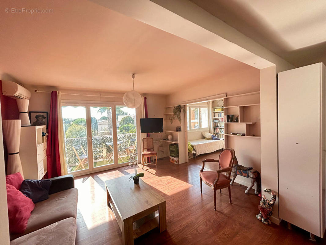 Appartement à SANARY-SUR-MER