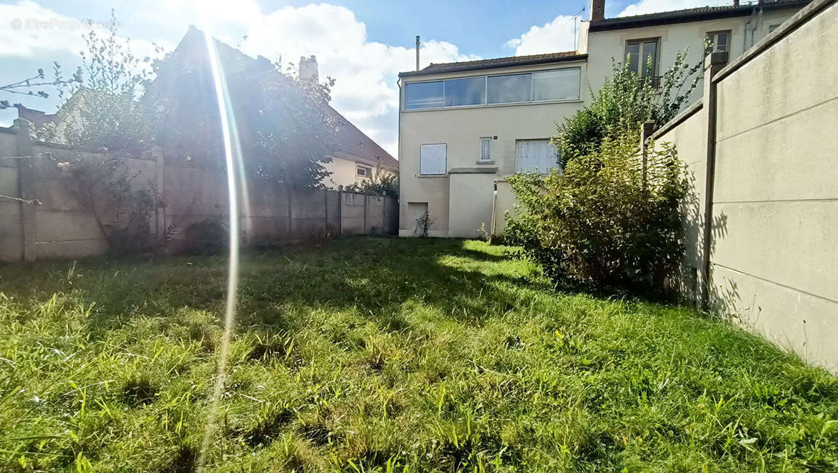 Maison à ROSNY-SOUS-BOIS