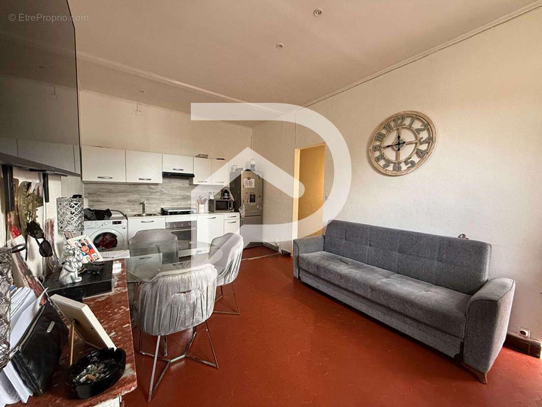 Appartement à MARSEILLE-15E