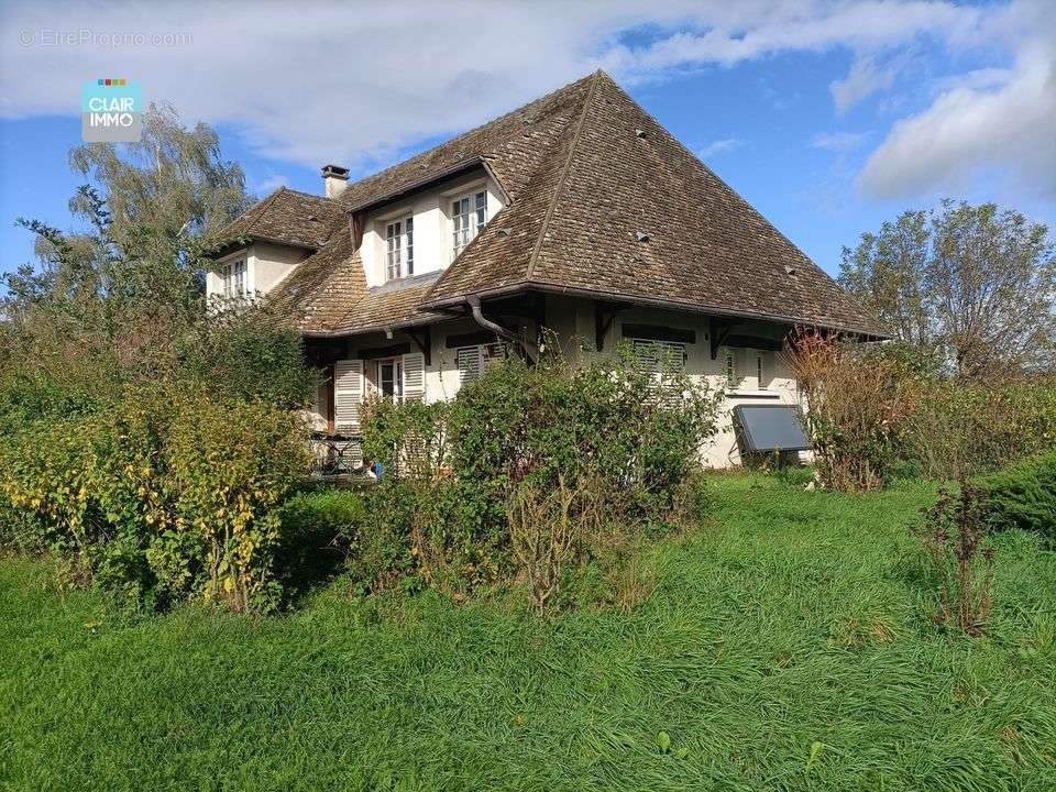 Maison à REPLONGES