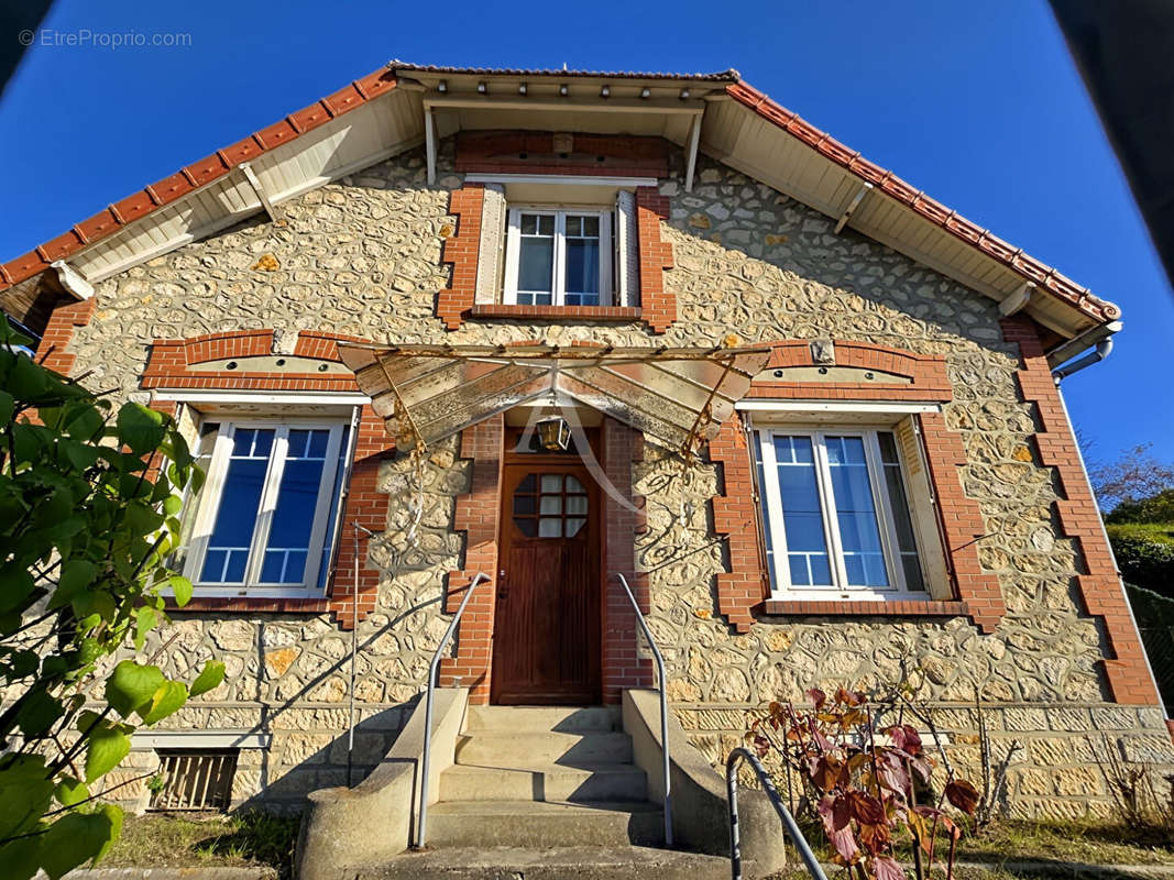 Maison à CHARS