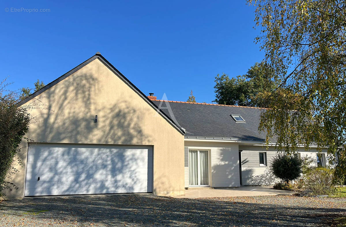 Maison à SAINT-MATHURIN-SUR-LOIRE