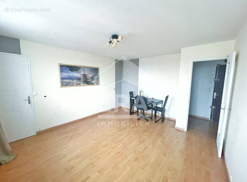 Appartement à CHATILLON