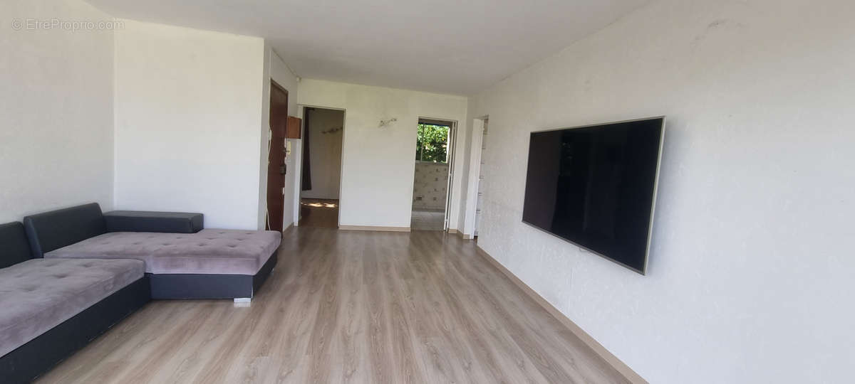 Appartement à LE PERREUX-SUR-MARNE