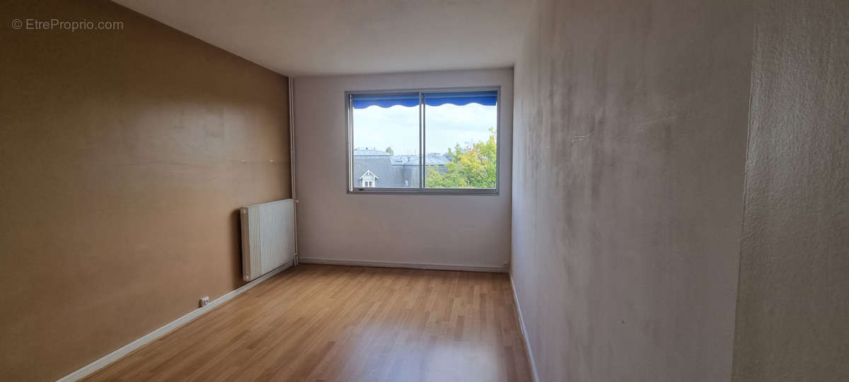 Appartement à LE PERREUX-SUR-MARNE