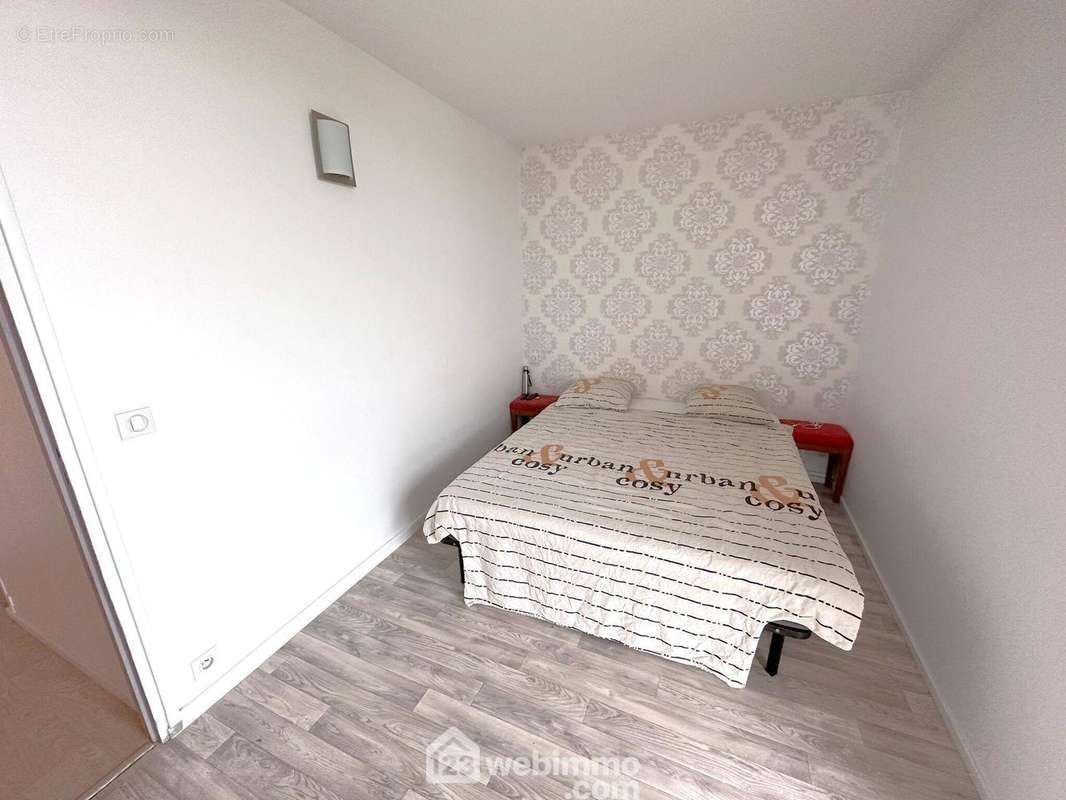 Une troisième chambre avec placard. - Appartement à MELUN