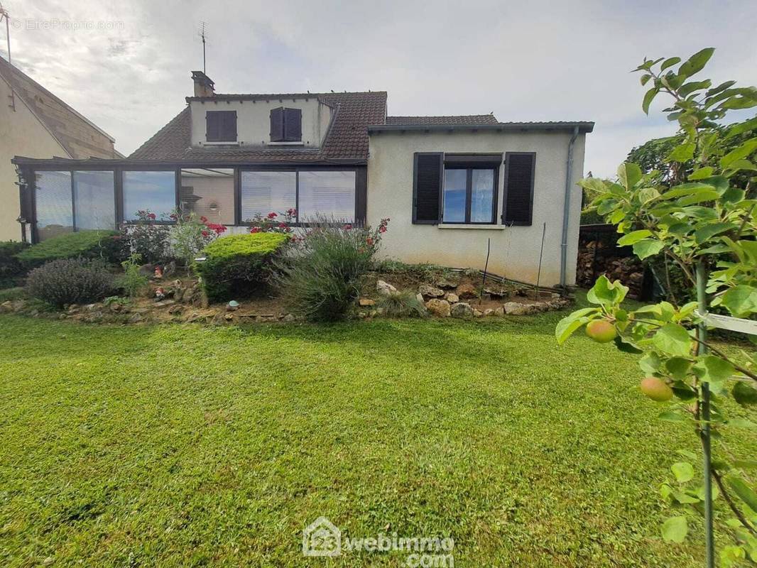 Une maison avec une vie de plain pied. - Maison à MONTEREAU-FAULT-YONNE