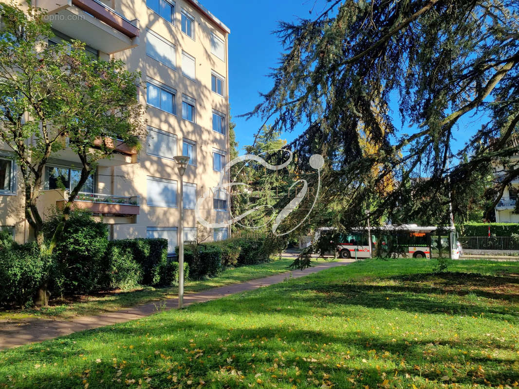 Appartement à LYON-9E