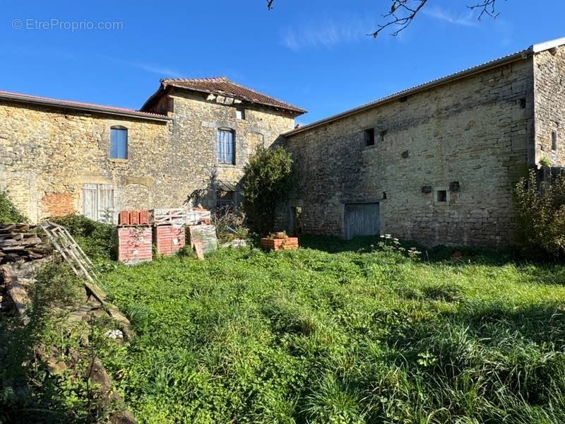 Maison à ANCERVILLE