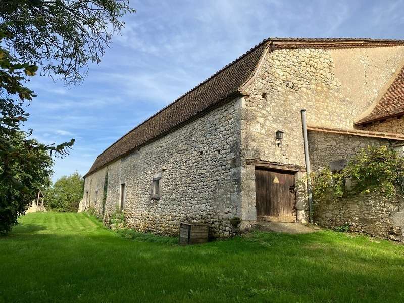 Maison à CASTILLONNES