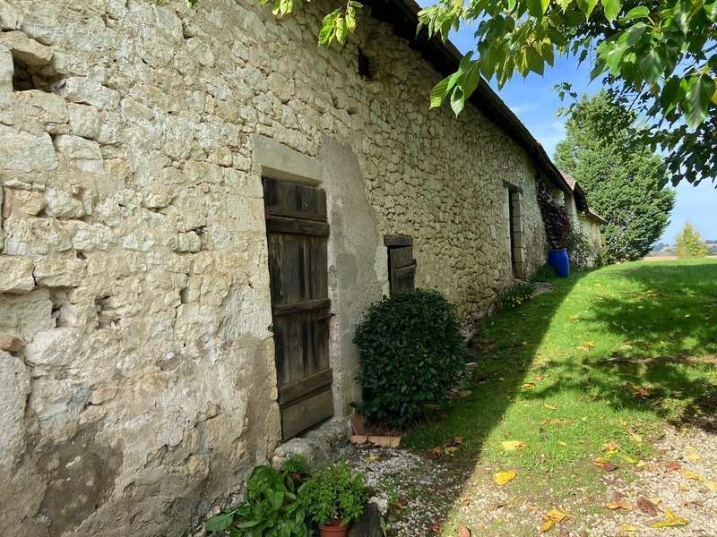 Maison à CASTILLONNES