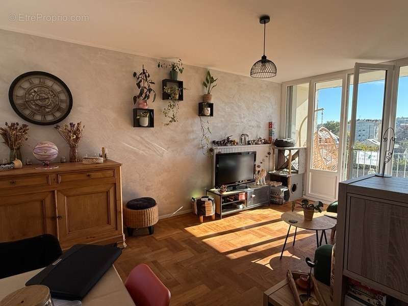 Appartement à GUERET