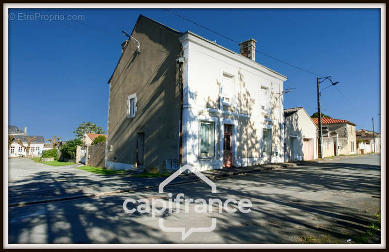 Maison à CHAMPIGNY-LE-SEC