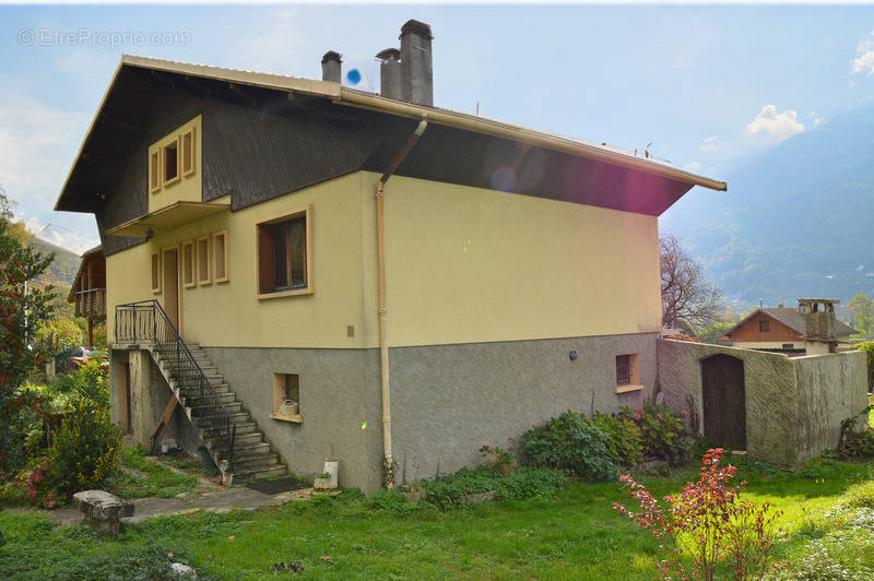 Maison à TOURS-EN-SAVOIE