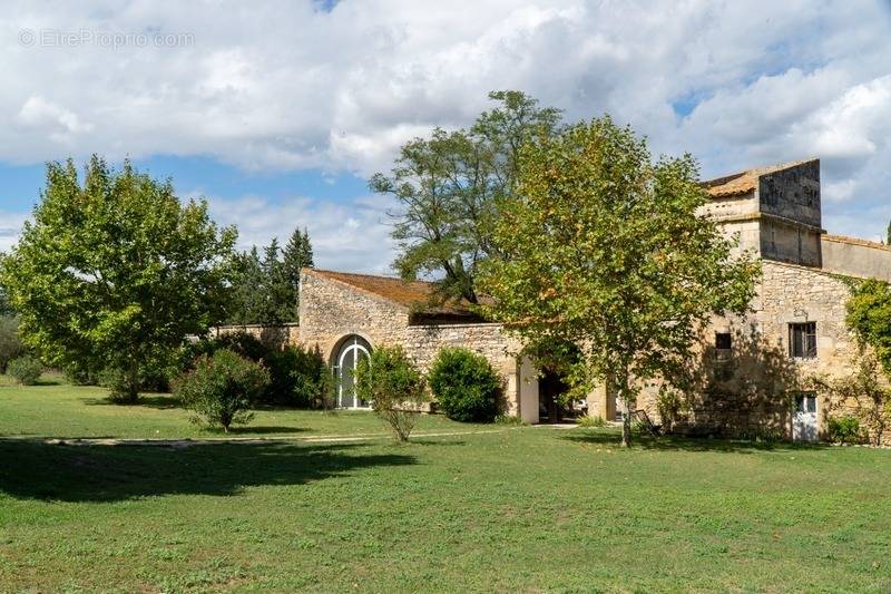 Maison à MEYNES