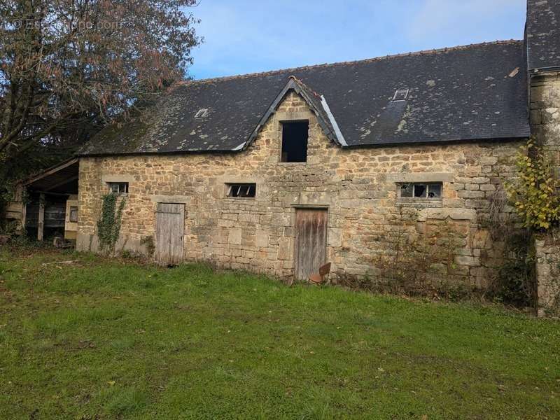 Maison à LOCMALO