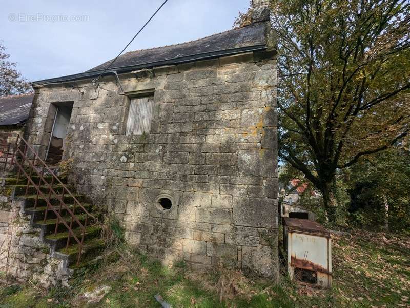 Maison à LOCMALO