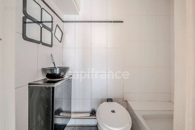 Appartement à PARIS-20E