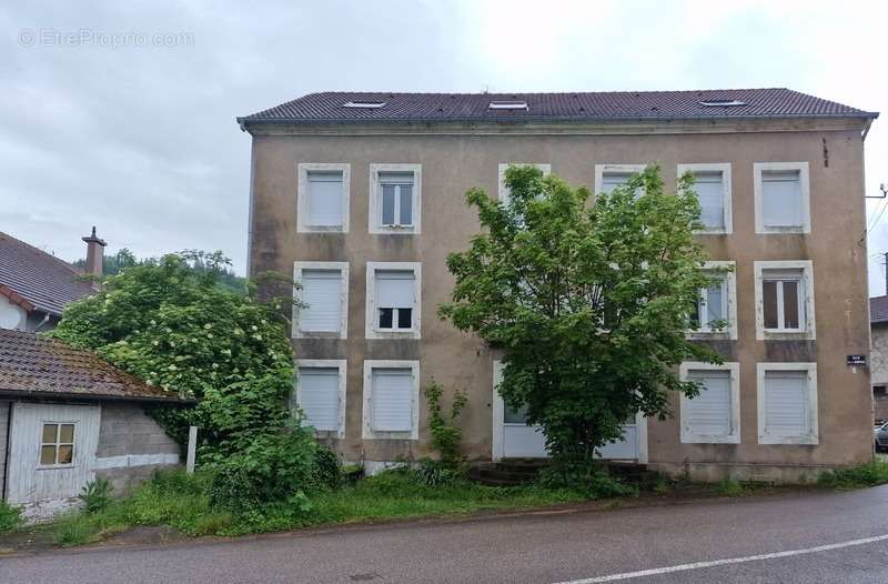 Appartement à LE VAL-D&#039;AJOL