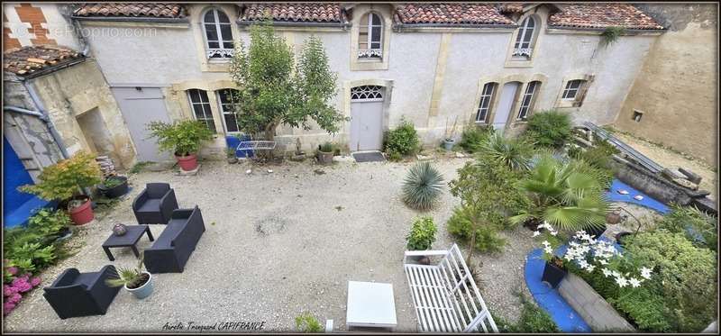 Appartement à SAINT-JEAN-D&#039;ANGELY