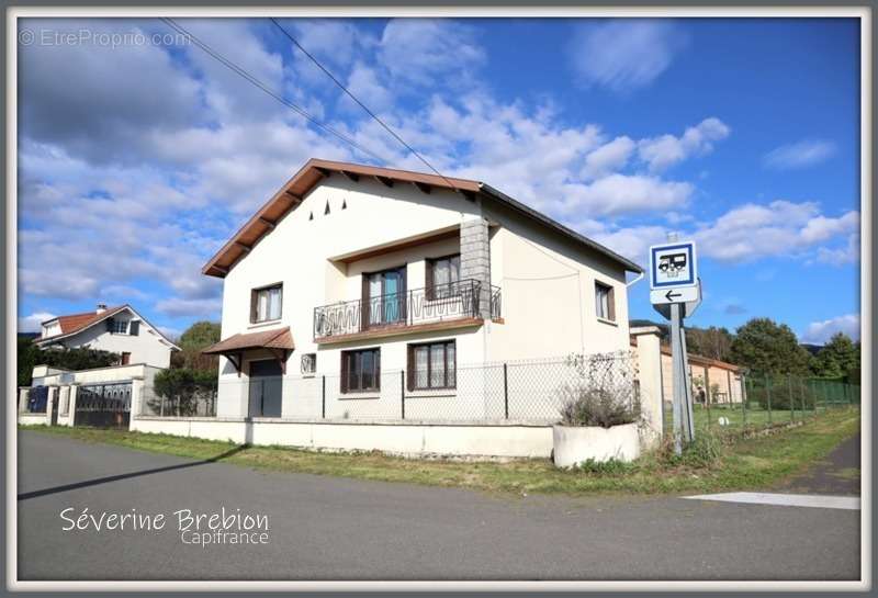 Maison à CHABRELOCHE