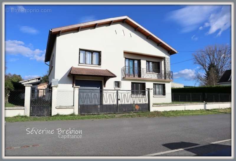 Maison à CHABRELOCHE