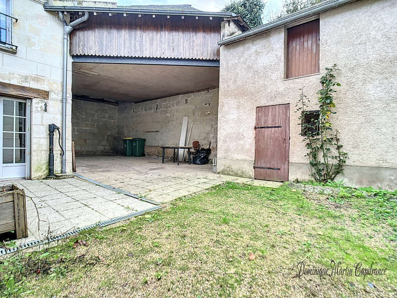 Maison à LA CHARTRE-SUR-LE-LOIR