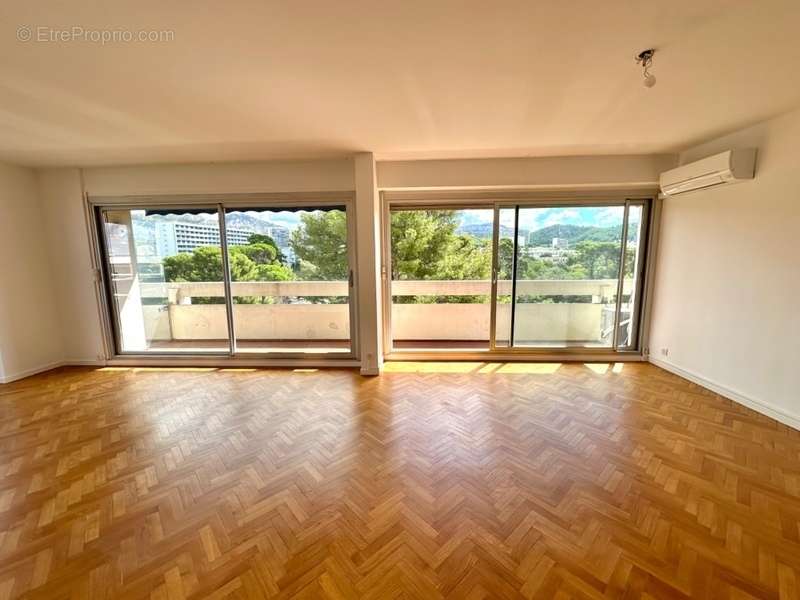 Appartement à MARSEILLE-9E