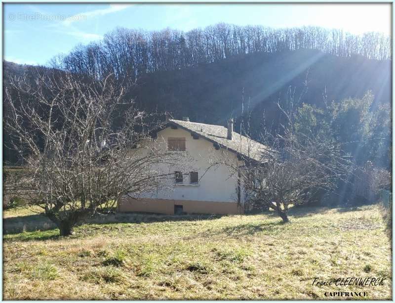 Maison à SAINT-JEOIRE