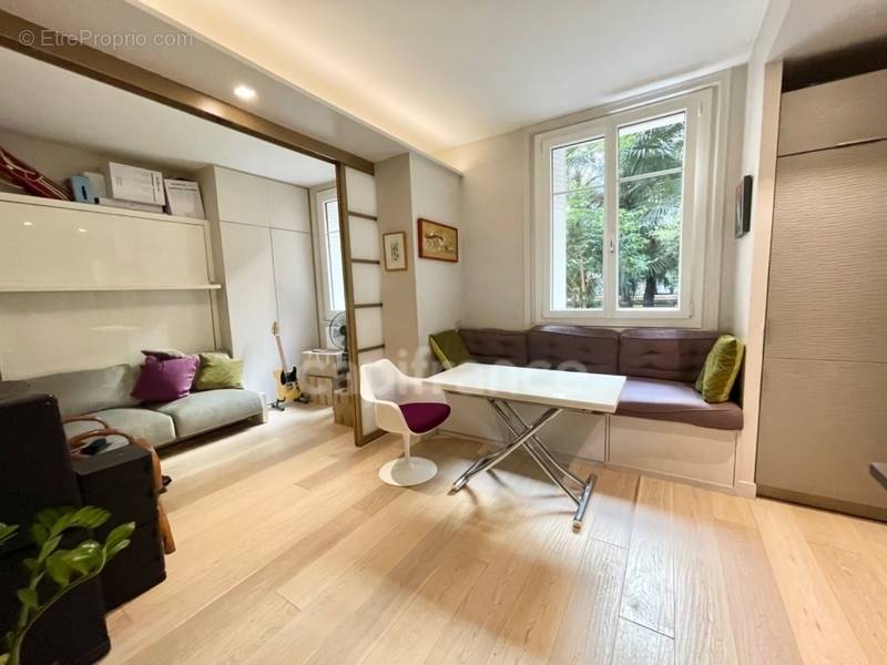 Appartement à PARIS-6E