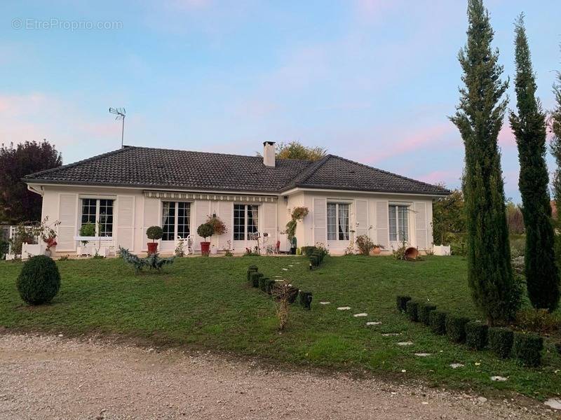 Maison à NUITS-SAINT-GEORGES