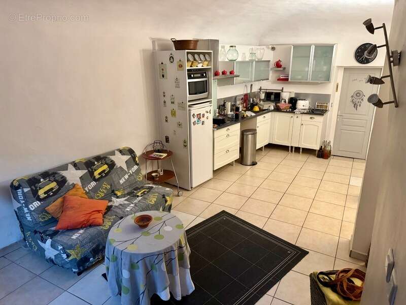 Appartement à ROCHEMAURE