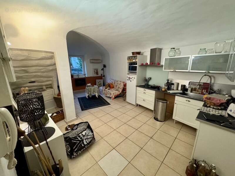 Appartement à ROCHEMAURE