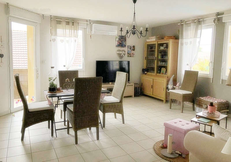 Appartement à SORNAY