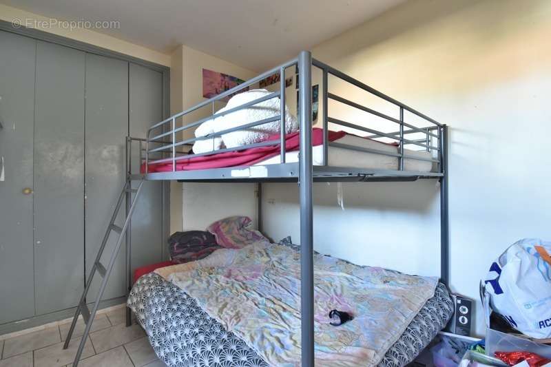 Appartement à LES MEES