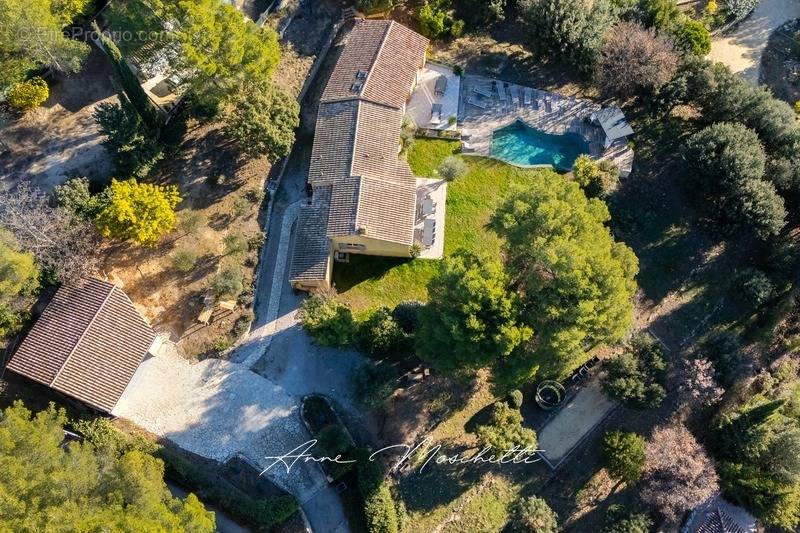 Maison à LE CASTELLET