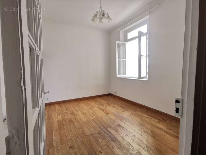 Appartement à COLOMBES