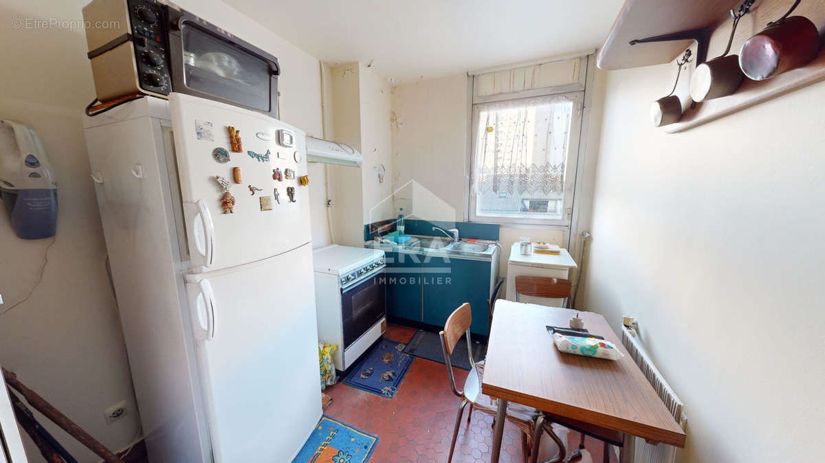 Appartement à PARIS-19E