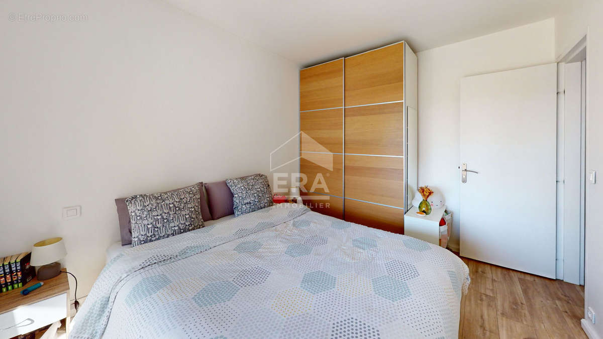 Appartement à PARIS-19E