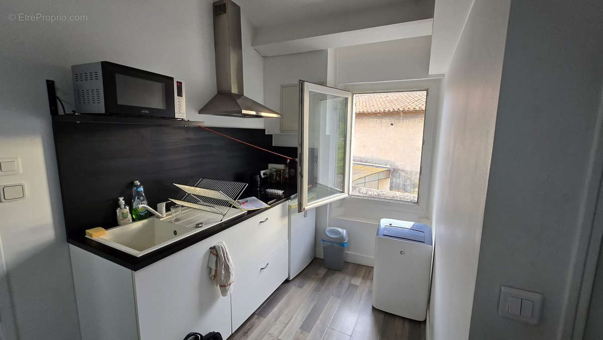 Appartement à MARSEILLE-9E