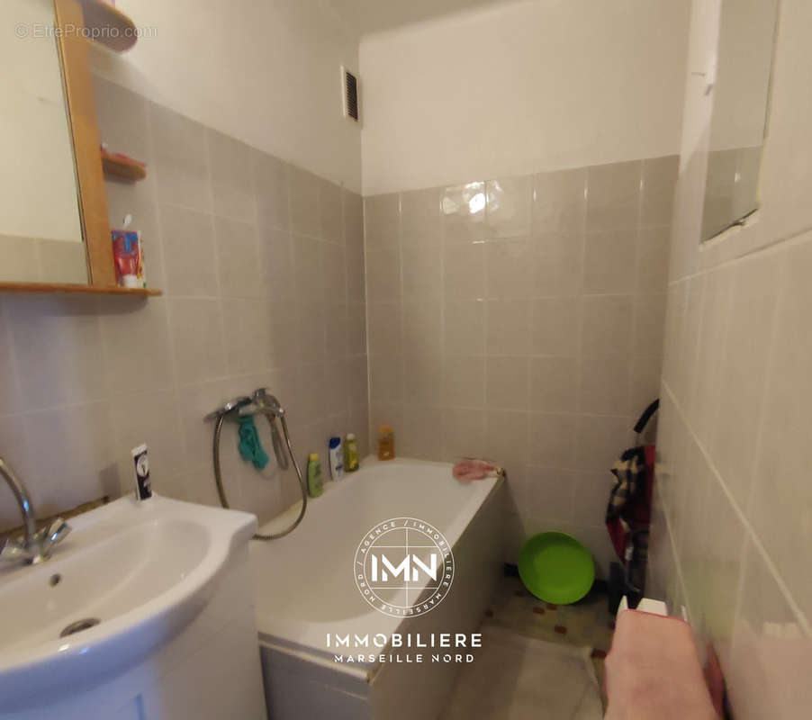 Appartement à MARSEILLE-15E