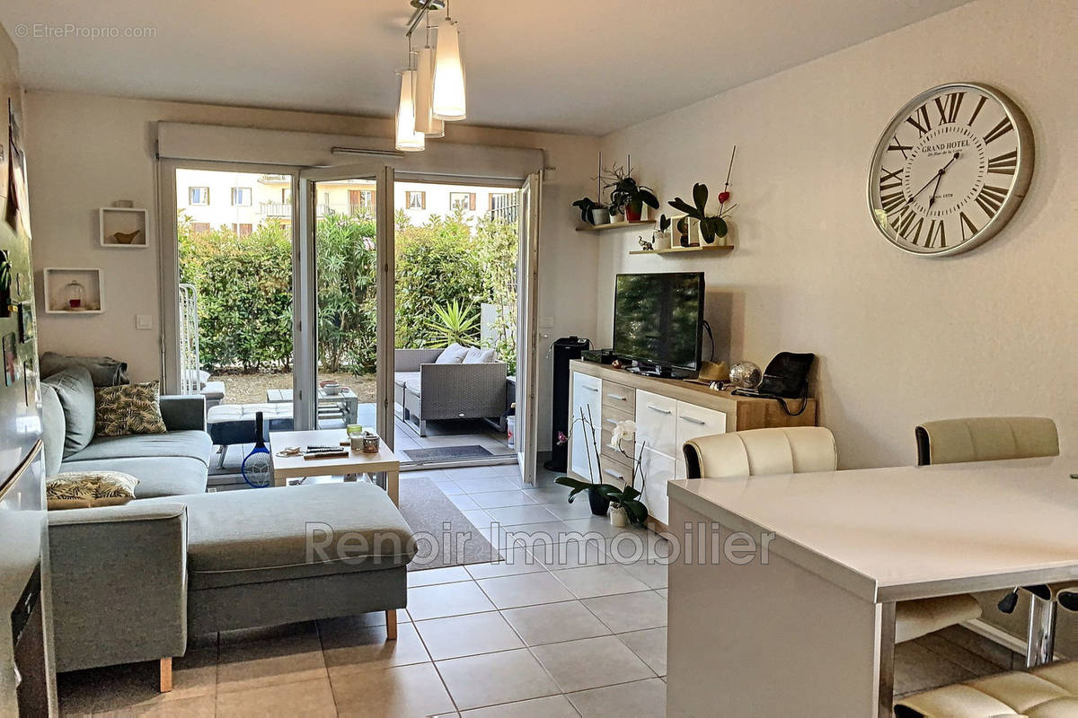 Appartement à CAGNES-SUR-MER