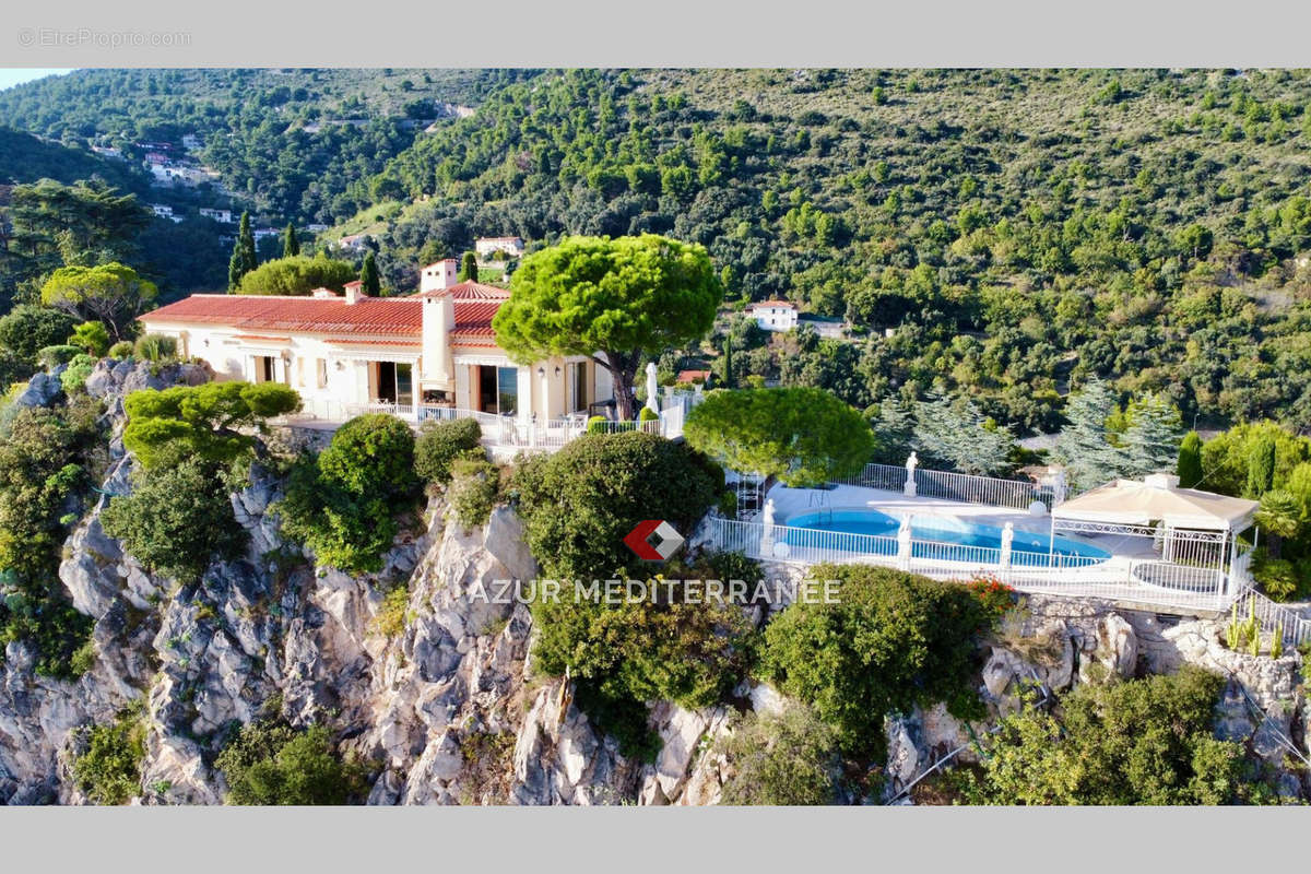 Maison à VILLEFRANCHE-SUR-MER