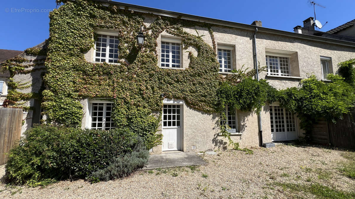 Maison à JOUARS-PONTCHARTRAIN