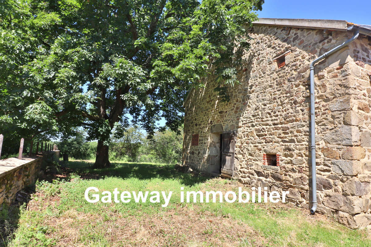 Maison à MARCILLAT-EN-COMBRAILLE